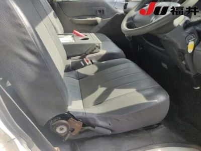 Mazda BONGO BRAWNY VAN