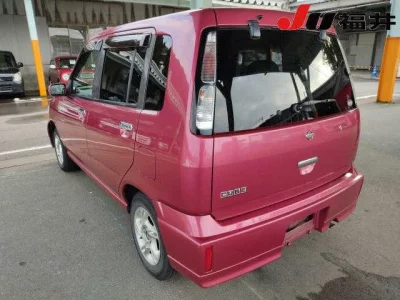 Nissan CUBE  с аукциона в Японии