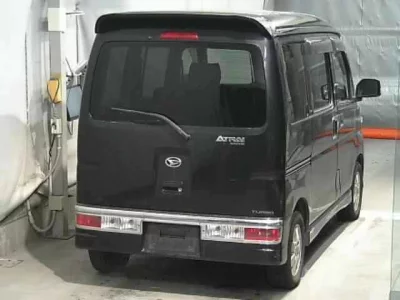 Daihatsu Atrai Wagon  с аукциона в Японии