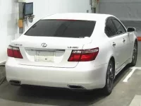 Lexus LS лот № 2618 оценка 3.5  с аукциона в Японии 1