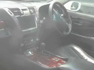 Lexus LS  с аукциона в Японии