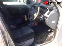 Daihatsu TERIOS KID лот № 8024 оценка R  с аукциона в Японии 3