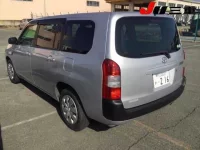 Toyota SUCCEED лот № 1079 оценка 4  с аукциона в Японии 1