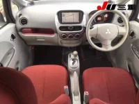 Mitsubishi I лот № 8011 оценка 3.5  с аукциона в Японии 7