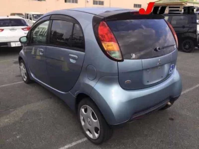 Mitsubishi I  с аукциона в Японии