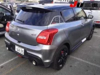 Suzuki SWIFT лот № 3552 оценка S  с аукциона в Японии 5