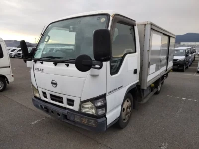 Nissan ATLAS  с аукциона в Японии