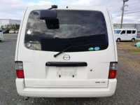 Mazda BONGO VAN лот № 3886 оценка 4  с аукциона в Японии 3