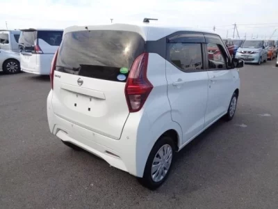 Nissan DAYZ  с аукциона в Японии