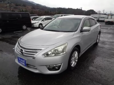 Nissan TEANA