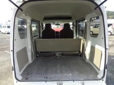 Nissan CLIPPER VAN