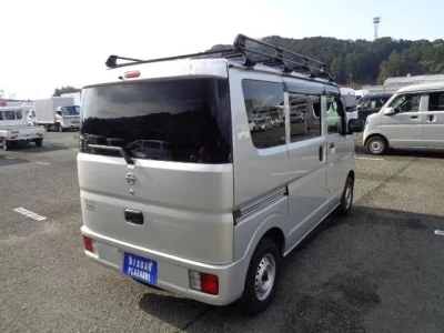 Nissan CLIPPER VAN