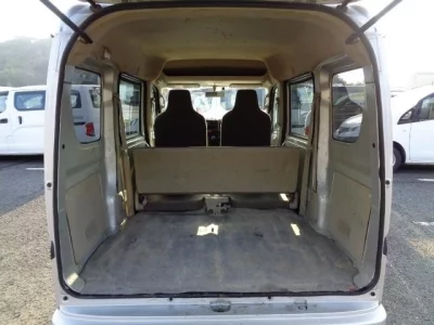Nissan CLIPPER VAN