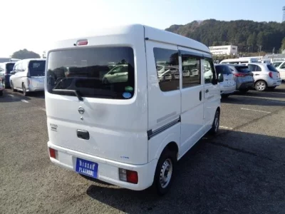 Nissan CLIPPER VAN