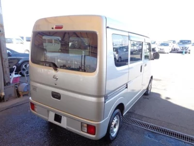 Nissan CLIPPER VAN