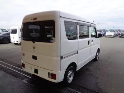 Nissan CLIPPER VAN