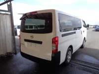 Nissan CARAVAN VAN лот № 1610 оценка 3.5  с аукциона в Японии 1