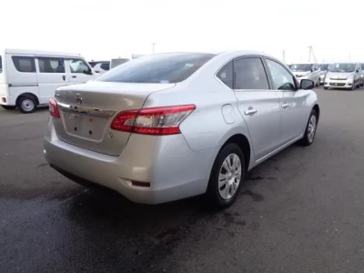 Nissan SYLPHY