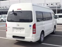 Toyota HIACE лот № 143 оценка R  с аукциона в Японии 1