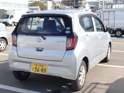 Daihatsu MIRA E S