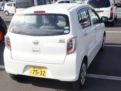 Daihatsu MIRA E S
