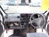 Daihatsu HIJET VAN лот № 137 оценка 3  с аукциона в Японии 3