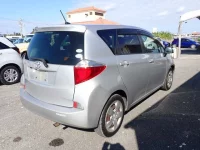 Toyota RACTIS лот № 1025 оценка R  с аукциона в Японии 1