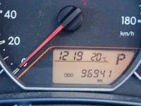 Toyota RACTIS лот № 1025 оценка R  с аукциона в Японии 10