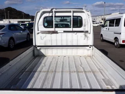 Suzuki CARRY TRUCK  с аукциона в Японии