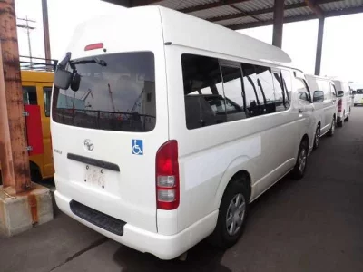 Toyota HIACE VAN  с аукциона в Японии