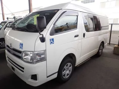 Toyota HIACE VAN  с аукциона в Японии