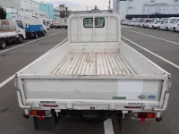 Toyota DYNA лот № 418 оценка 3.5  с аукциона в Японии 2
