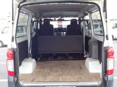 Nissan CARAVAN VAN