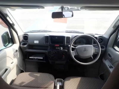 Mitsubishi MINICAB VAN