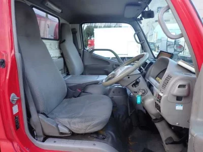 Hino DUTRO  с аукциона в Японии