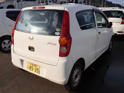 Daihatsu MIRA  с аукциона в Японии