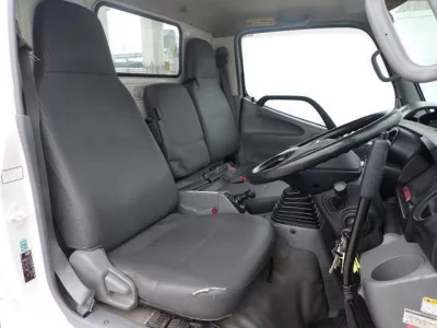 Hino DUTRO  с аукциона в Японии