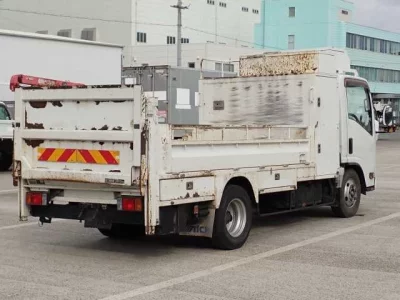 Mazda TITAN  с аукциона в Японии