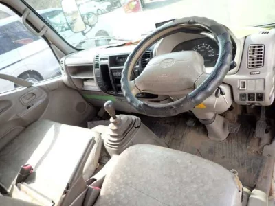 Toyota DYNA  с аукциона в Японии