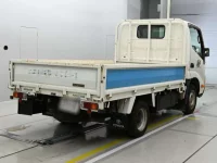 Toyota DYNA лот № 40003 оценка 3.5  с аукциона в Японии 1