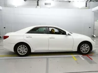 Toyota MARK X лот № 30051 оценка R  с аукциона в Японии 2