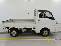 Toyota PIXIS TRUCK лот № 3042 оценка 4  с аукциона в Японии 2