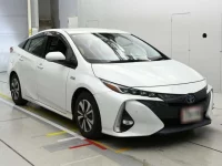 Toyota PRIUS PHV лот № 30251 оценка 4  с аукциона в Японии 4