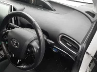 Toyota PRIUS PHV лот № 30251 оценка 4  с аукциона в Японии 8