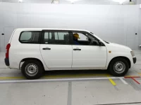 Toyota PROBOX лот № 10049 оценка 4  с аукциона в Японии 2