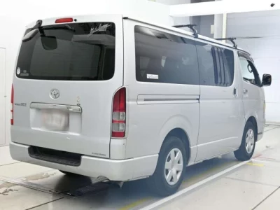 Toyota REGIUS ACE VAN