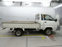 Toyota TOWN ACE TRUCK лот № 40036 оценка 3.5  с аукциона в Японии 2