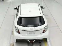 Toyota VITZ лот № 36115 оценка 4.5  с аукциона в Японии 7