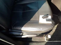 Toyota VOXY лот № 30046 оценка 4  с аукциона в Японии 9