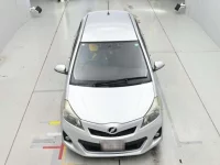 Toyota VITZ лот № 30079 оценка 4  с аукциона в Японии 6